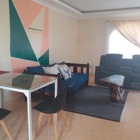 Razy'S Apartman Kakamega Kültér fotó