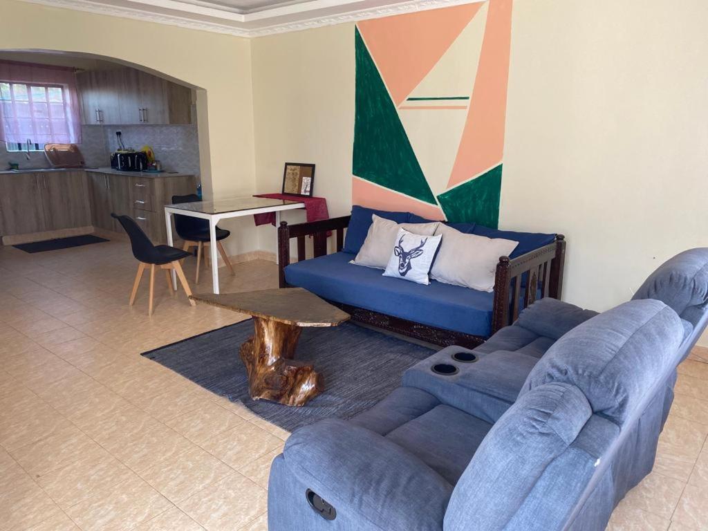 Razy'S Apartman Kakamega Kültér fotó